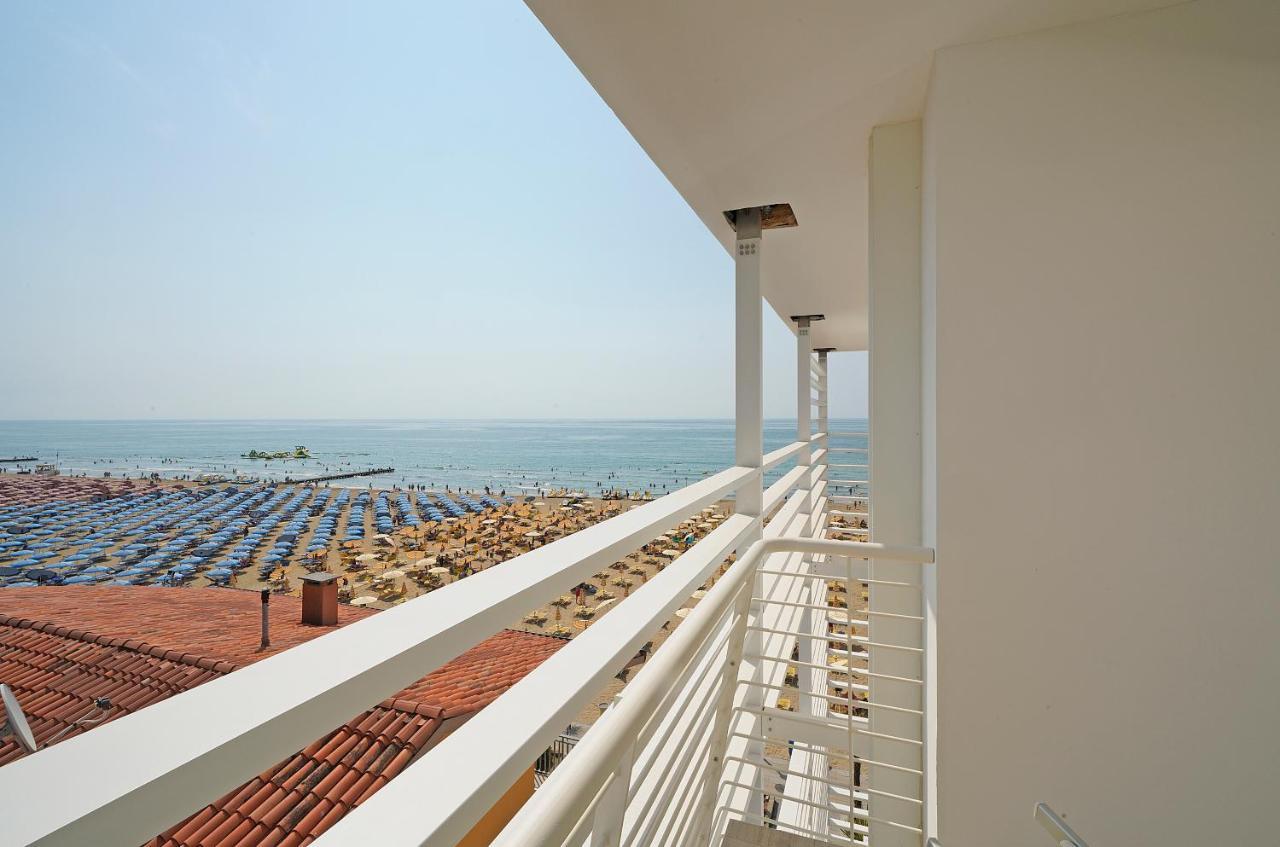 Hotel Strand A Frontemare Lido di Jesolo Exterior foto