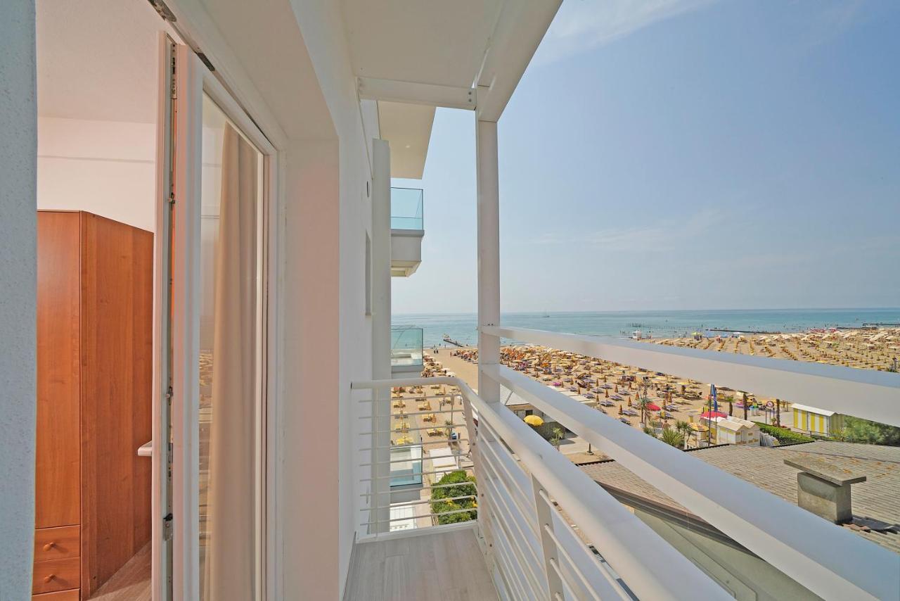 Hotel Strand A Frontemare Lido di Jesolo Exterior foto