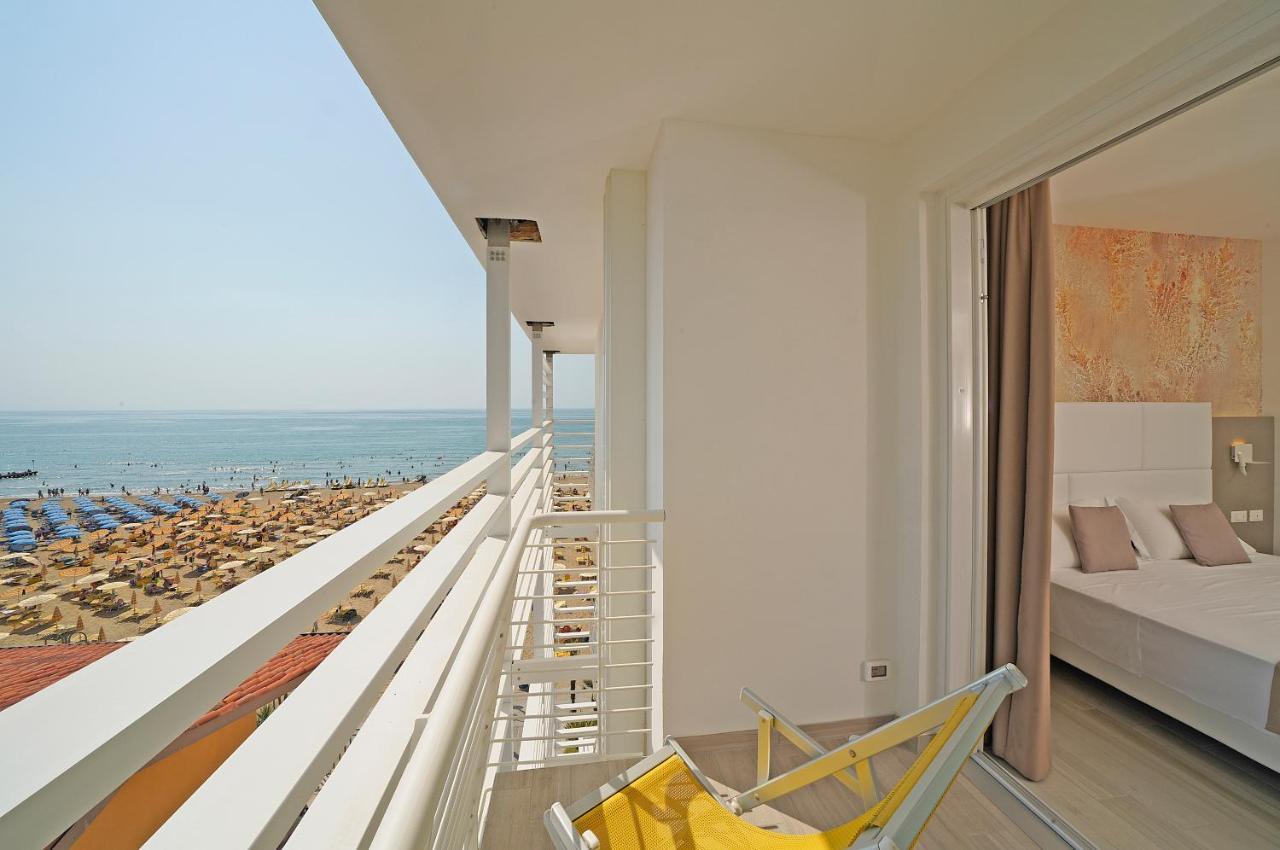 Hotel Strand A Frontemare Lido di Jesolo Exterior foto